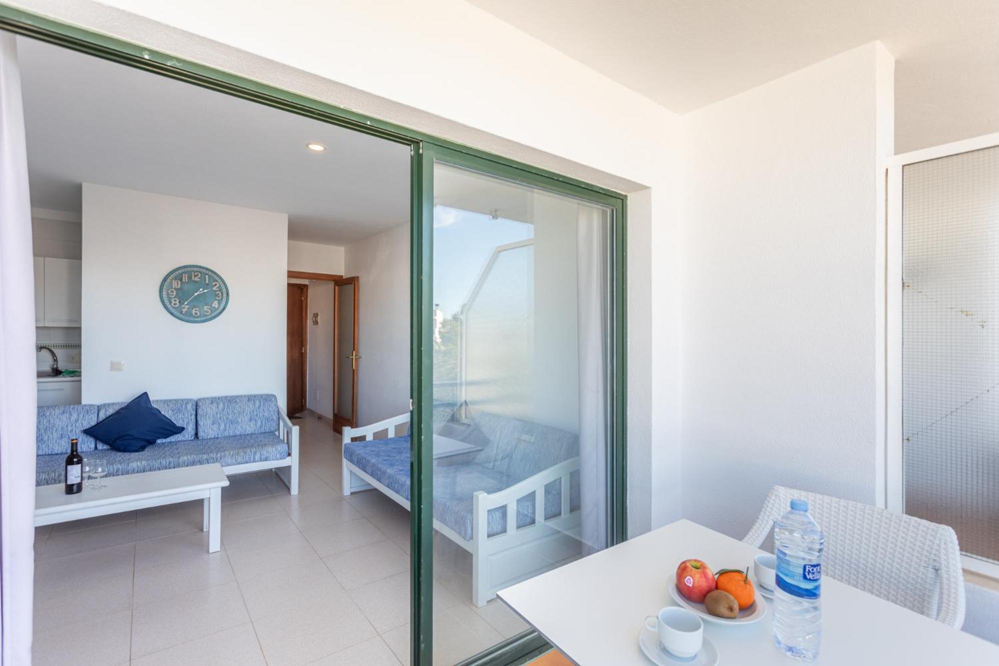 Es Dolc Apartments By Youroom Colonia de Sant Jordi Екстер'єр фото
